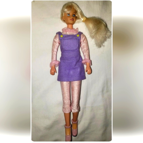 :vintage GIOCHI PREZIOSI Walking Tanya doll No baby or stroller barbie size doll - Picture 4 of 11